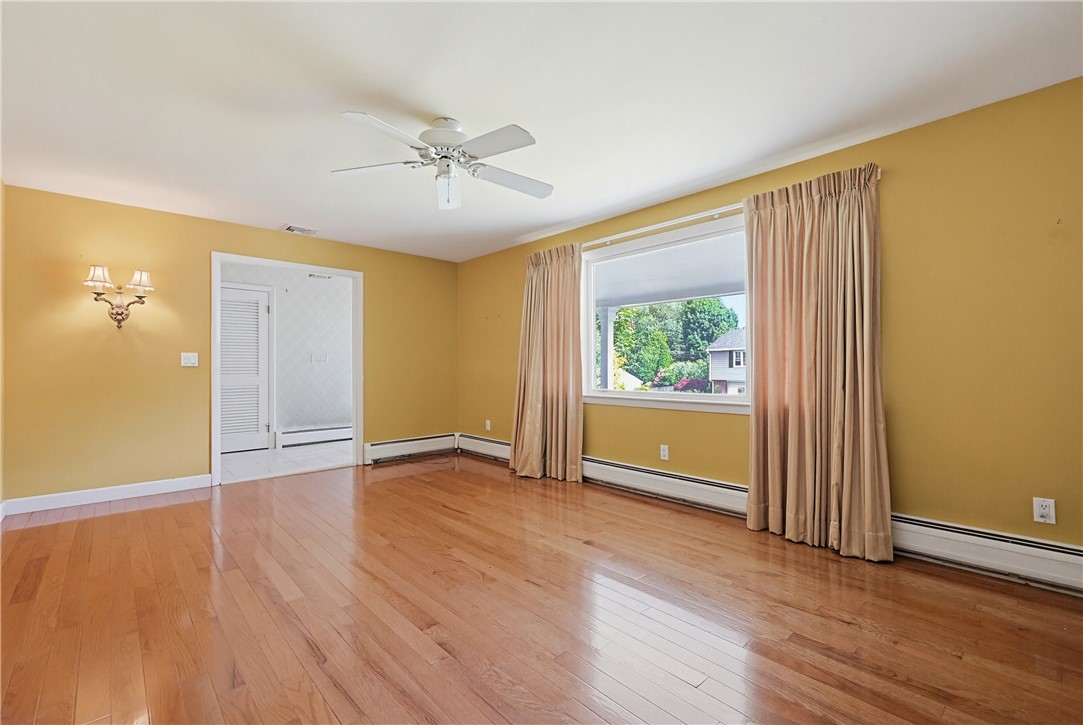 32 Brook Farm Road North Providence, RI 02904 - Photo 6 of 30