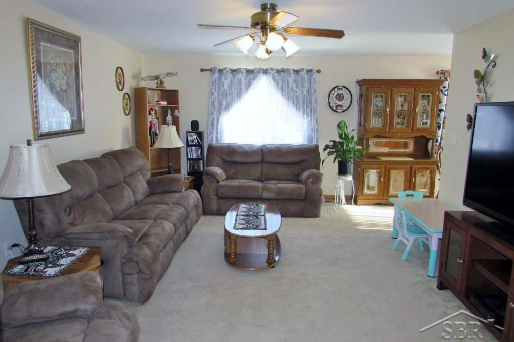 2743 North Stark Road Midland, MI 48642 - Photo 24 of 46 50062567-23.JPG