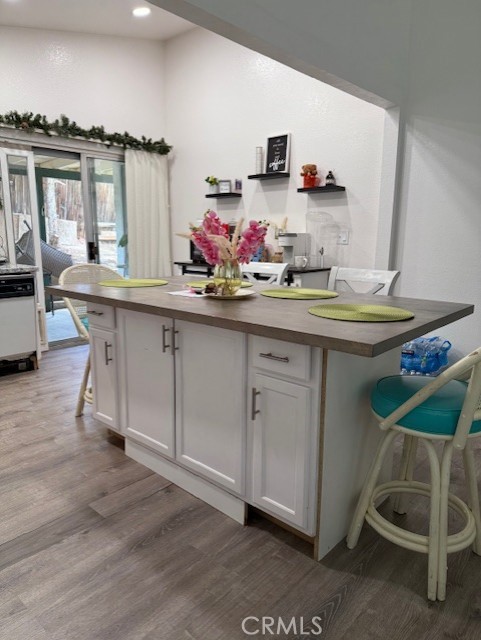 12446 Mt Baldy Drive Victorville, CA 92392 - Photo 13 of 36 Inland open to the kitchen