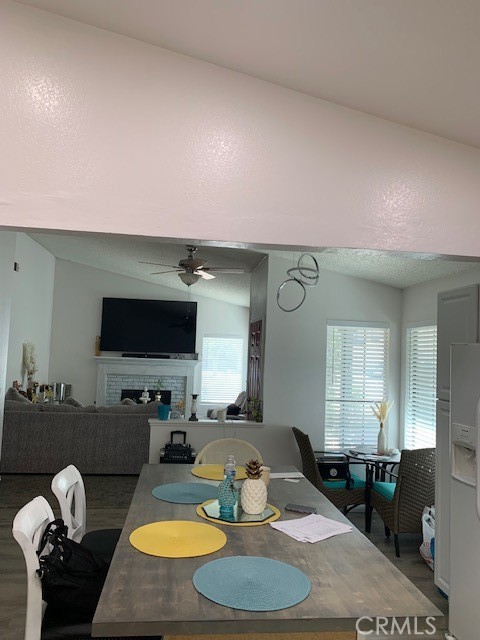 12446 Mt Baldy Drive Victorville, CA 92392 - Photo 10 of 36 Dining area