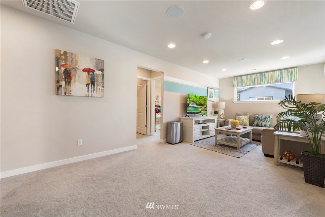 3827 192nd Place Southeast, Unit 18 Bothell, WA 98012 - Photo 4 of 26 Gallery Image 4