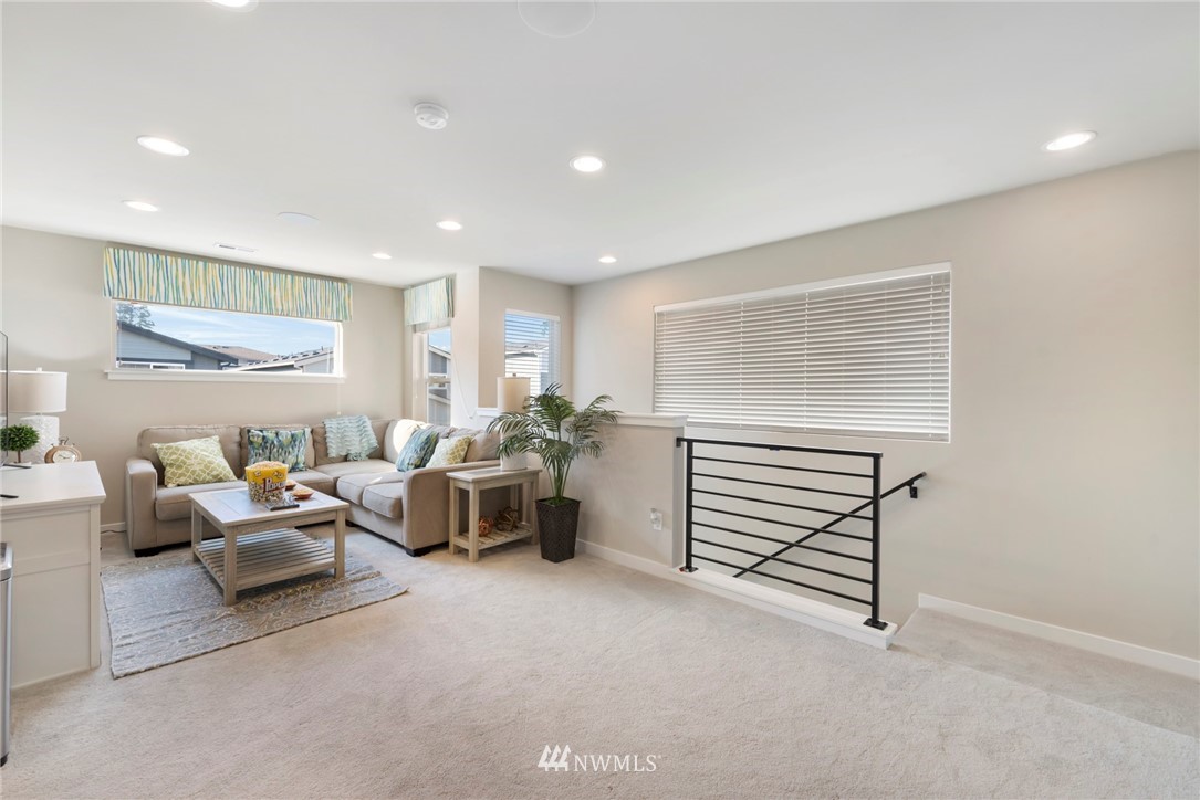 3827 192nd Place Southeast, Unit 18 Bothell, WA 98012 - Photo 5 of 26 Gallery Image 5