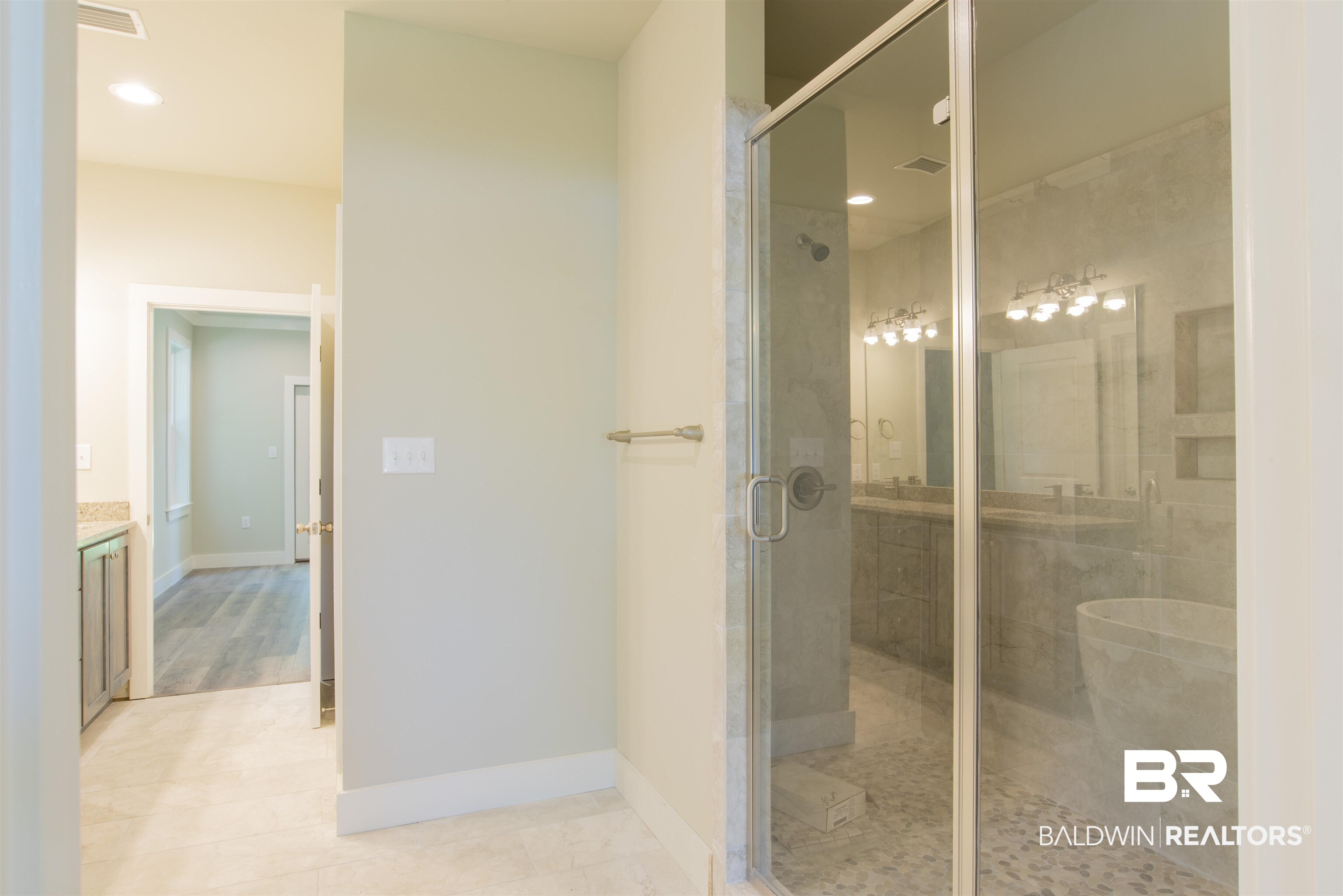 28832 Sampson Avenue Orange Beach, AL 36561 - Photo 8 of 42