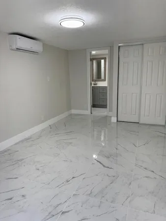 $3,300 | 2423 Scott Street, Hollywood, FL 33020