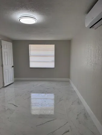 $3,300 | 2423 Scott Street, Hollywood, FL 33020