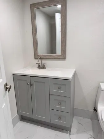 $3,300 | 2423 Scott Street, Hollywood, FL 33020