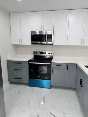 $3,300 | 2423 Scott Street, Hollywood, FL 33020