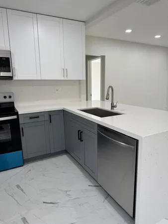 $3,300 | 2423 Scott Street, Hollywood, FL 33020