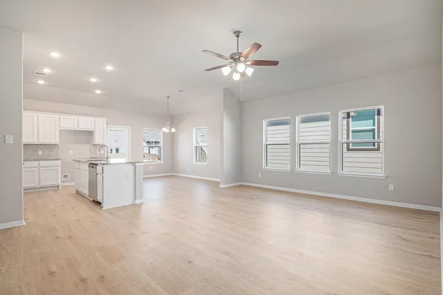 $299,999 | 11123 Lulu Lane, Willis, TX 77318