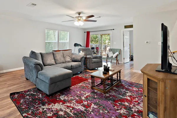 $500,000 | 119 North Kanaio Drive, Bastrop, TX 78602