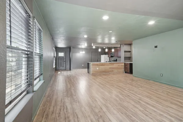 $500,000 | 119 North Kanaio Drive, Bastrop, TX 78602