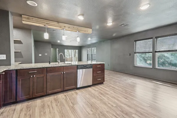$500,000 | 119 North Kanaio Drive, Bastrop, TX 78602