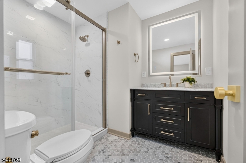 15 Elberta Road Maplewood, NJ 07040 - Photo 31 of 48