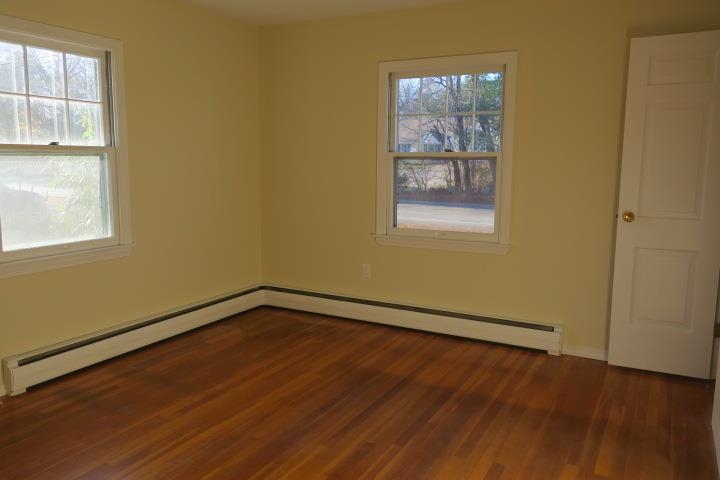 524 Wallis Road Rye, NH 03870 - Photo 11 of 29