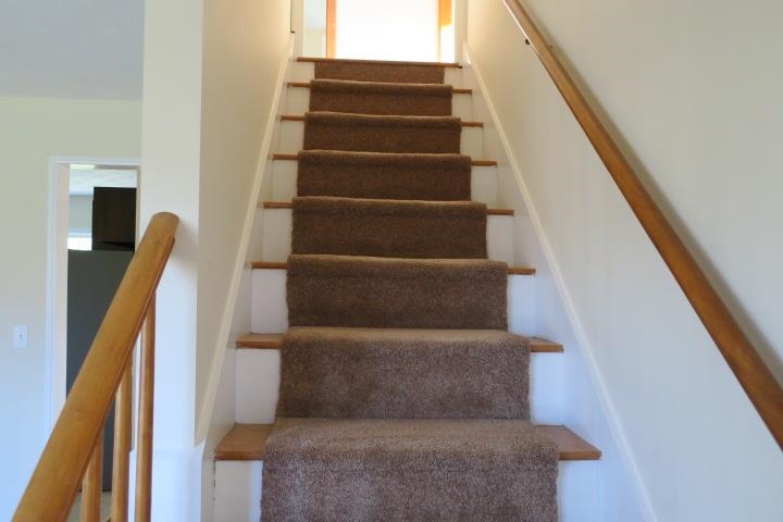 524 Wallis Road Rye, NH 03870 - Photo 9 of 29