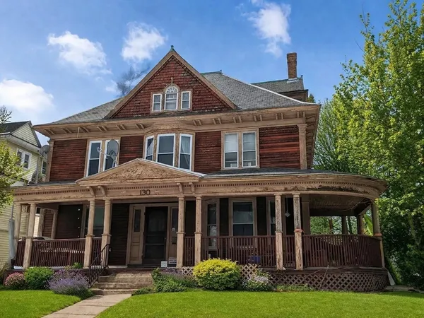 $1,300 | 130 Vernon Street, Unit 2, Worcester, MA 01610