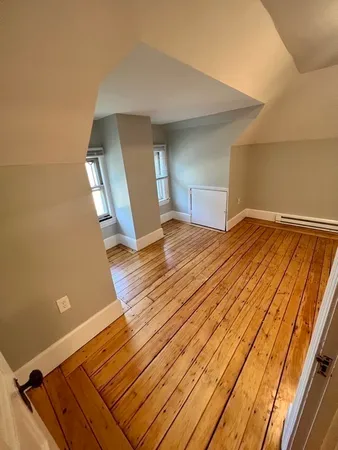 $1,300 | 130 Vernon Street, Unit 2, Worcester, MA 01610
