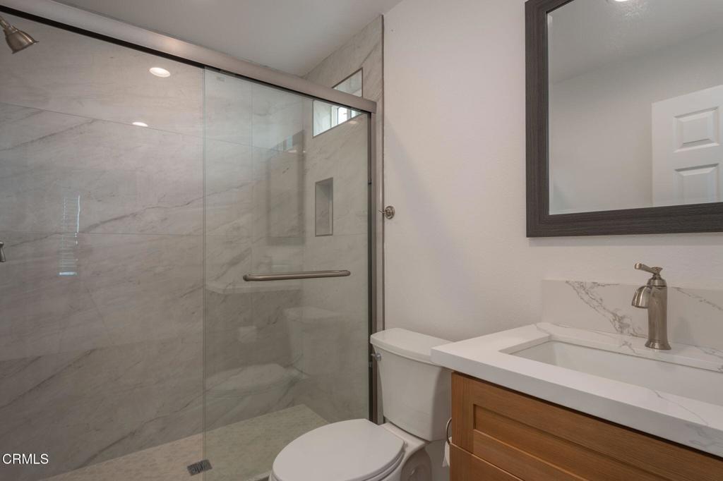 1004 Jurymast Drive, Unit 2 Oxnard, CA 93030 - Photo 6 of 6