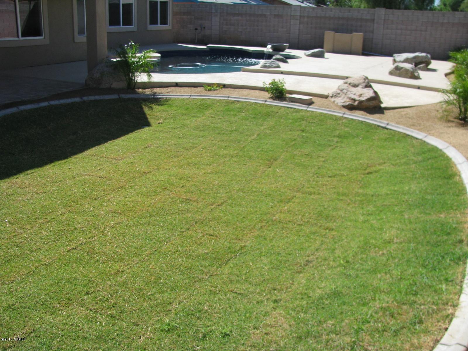 4046 East Hearn Road Phoenix, AZ 85032 - Photo 8 of 26 IMG_0307