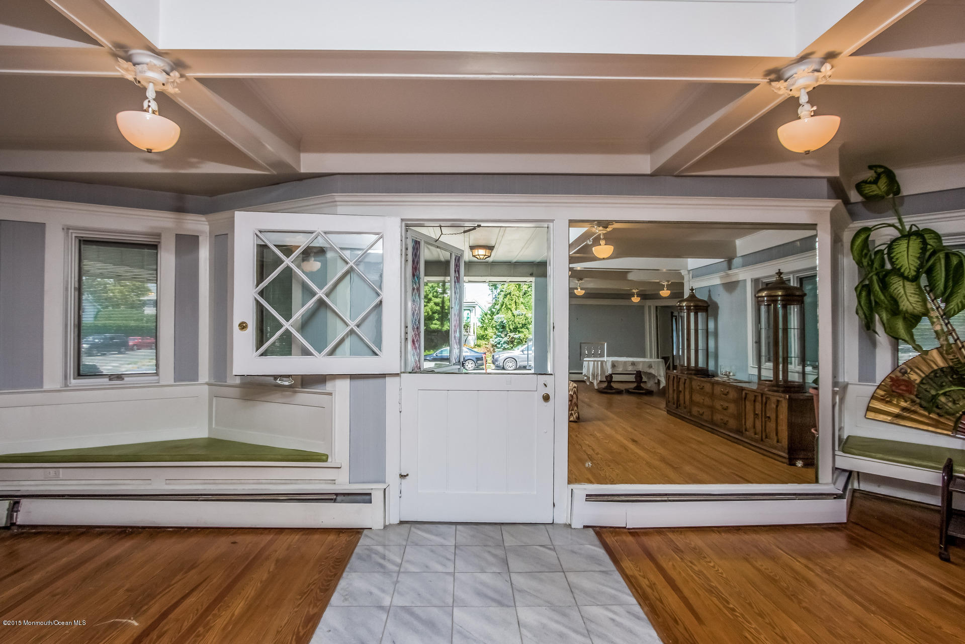 112 Euclid Avenue Allenhurst, NJ 07711 - Photo 7 of 39 007-Foyer-2007169-medium