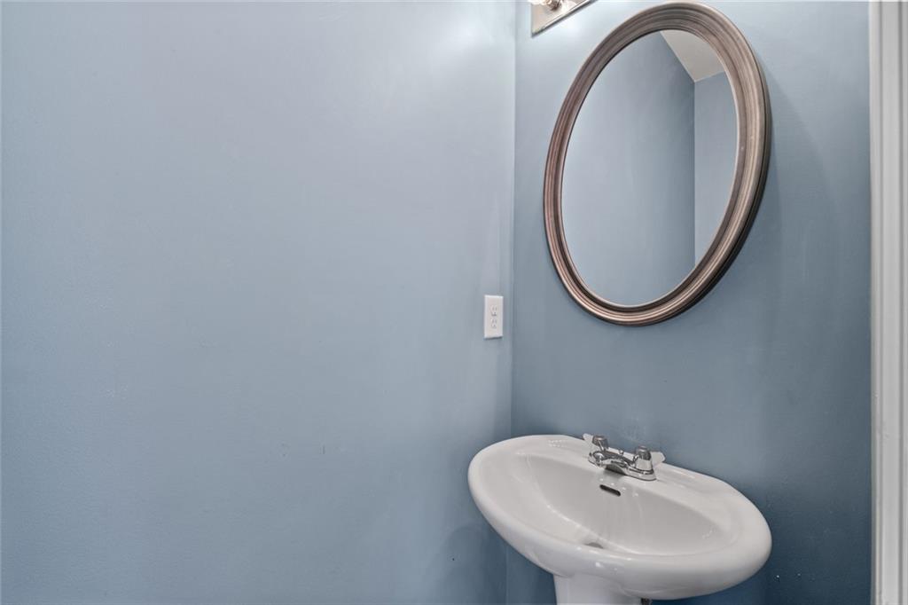 3030 Liberty Way Northwest Atlanta, GA 30318 - Photo 17 of 37