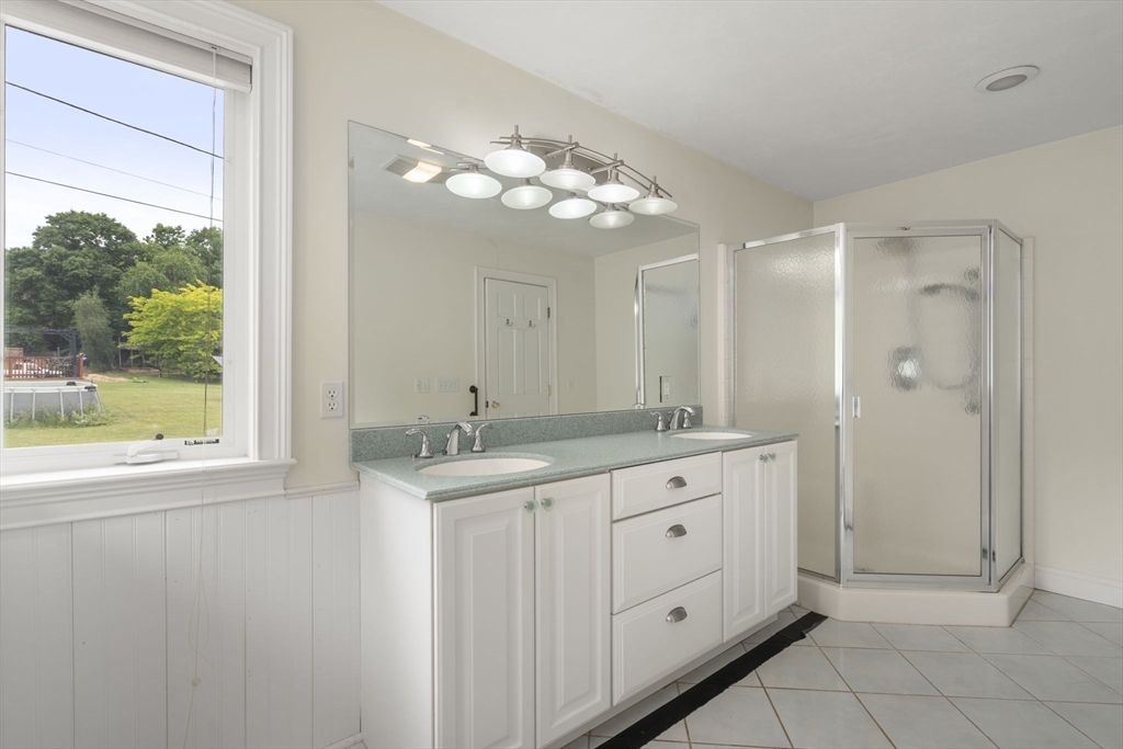 893 Cronin Road Warren, MA 01585 - Photo 24 of 38