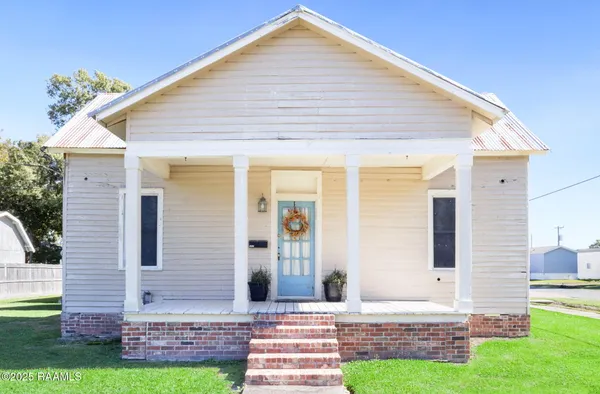 $159,990 | 511 3rd Street, Rayne, LA 70578