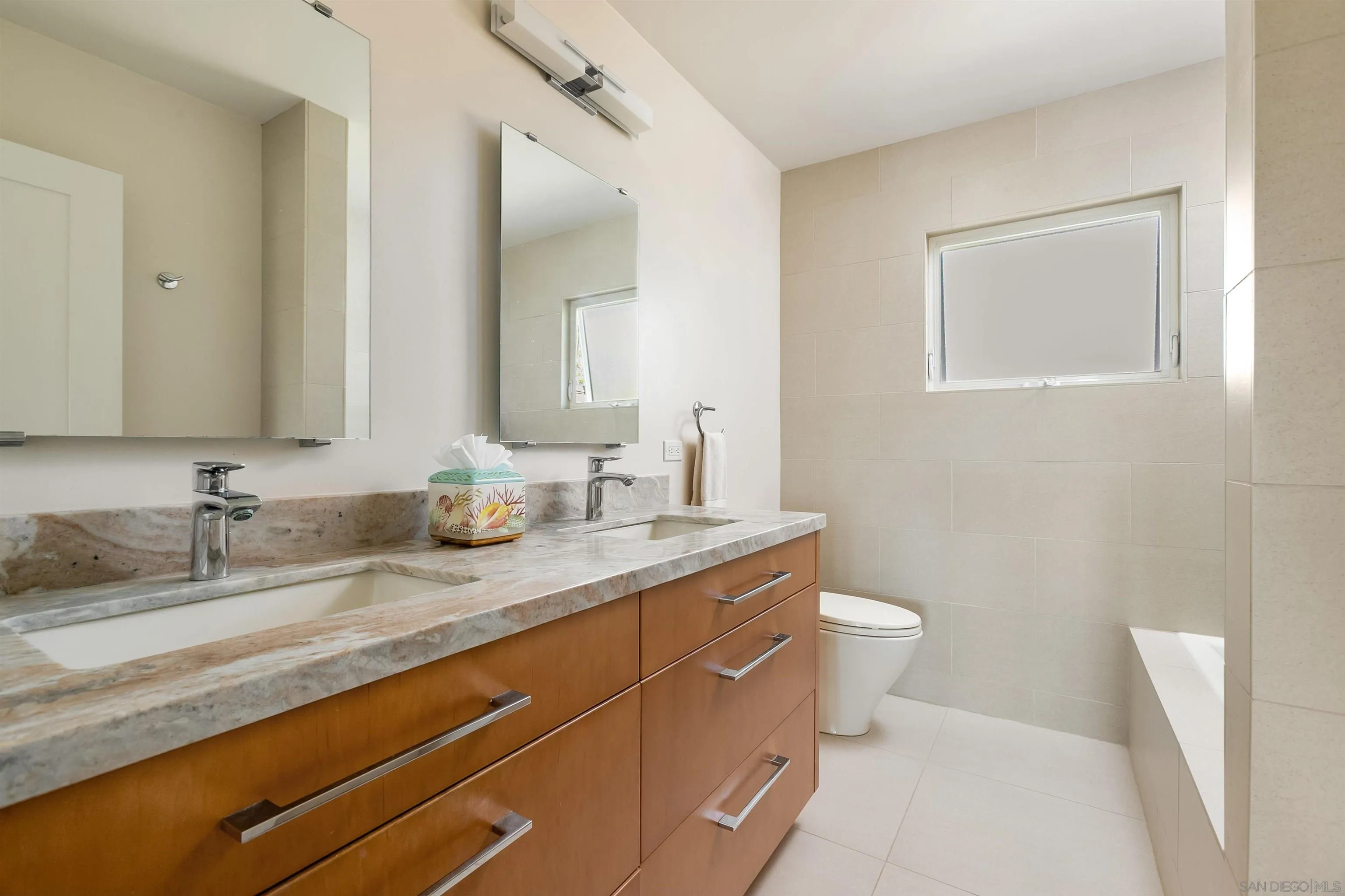 5958 Sagebrush Road La Jolla, CA 92037 - Photo 33 of 56