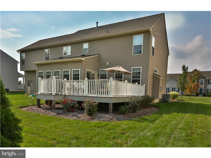 126 Lower Way Road Easton, PA 18045 - Photo 2 of 21 Exterior Back