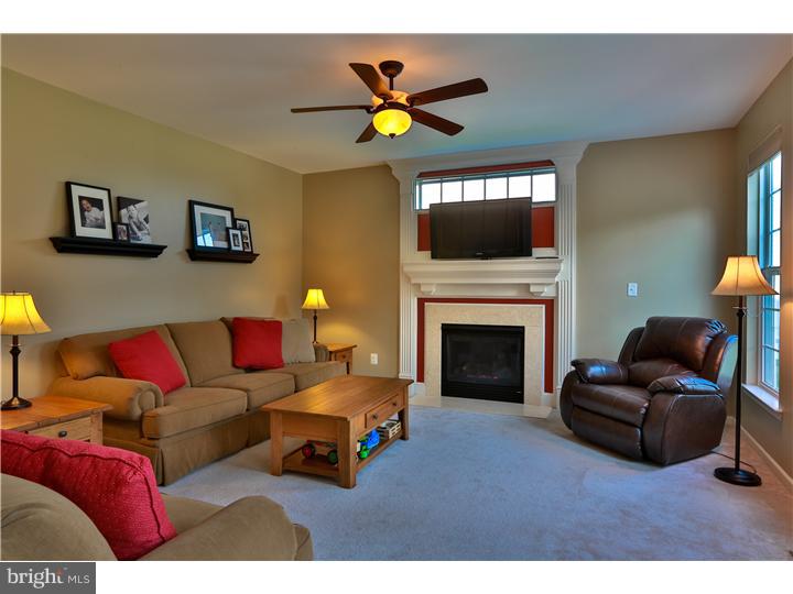 126 Lower Way Road Easton, PA 18045 - Photo 7 of 21 Family Room