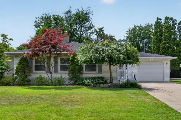 $220,000 | 4007 Sudbury Court, Midland, MI 48642