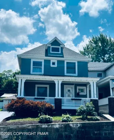 $1,400 | 207 South Valley Avenue, Unit 2, Olyphant, PA 18447