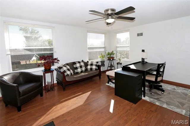 $267,900 | 9702 Sterling Place, Affton, MO 63123