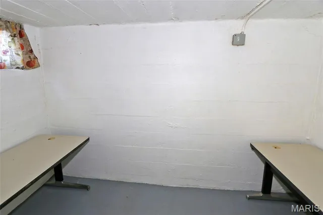 $267,900 | 9702 Sterling Place, Affton, MO 63123