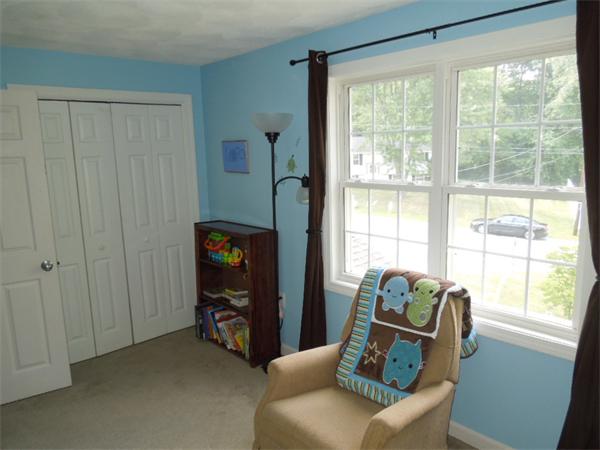 142 Davis Road Dracut, MA 01826 - Photo 20 of 30 Gallery Image 20