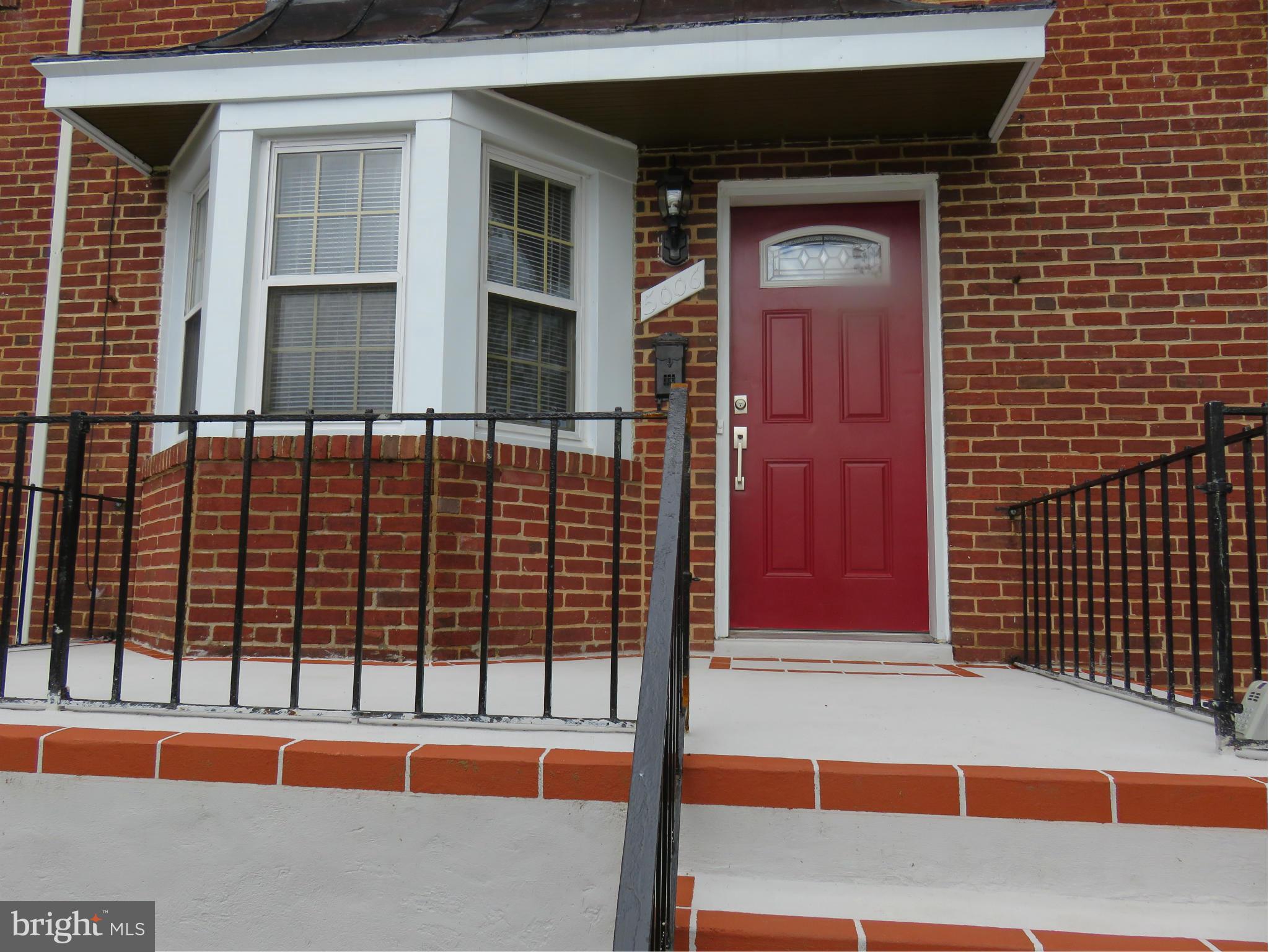 5006 West Hills Road Baltimore, MD 21229 - Photo 2 of 28 Exterior (Front)