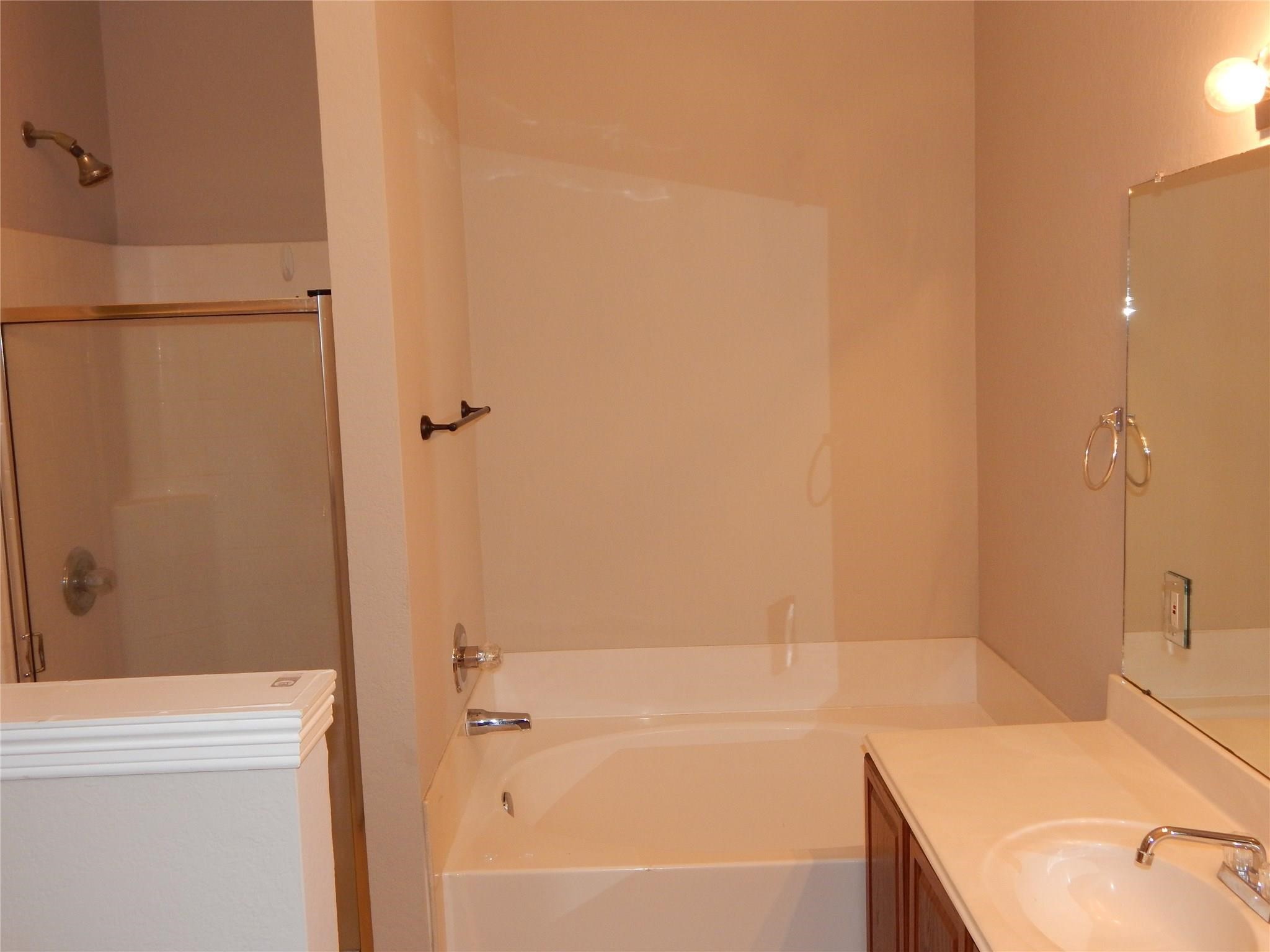 272 Mesa View Conroe, TX 77316 - Photo 10 of 11