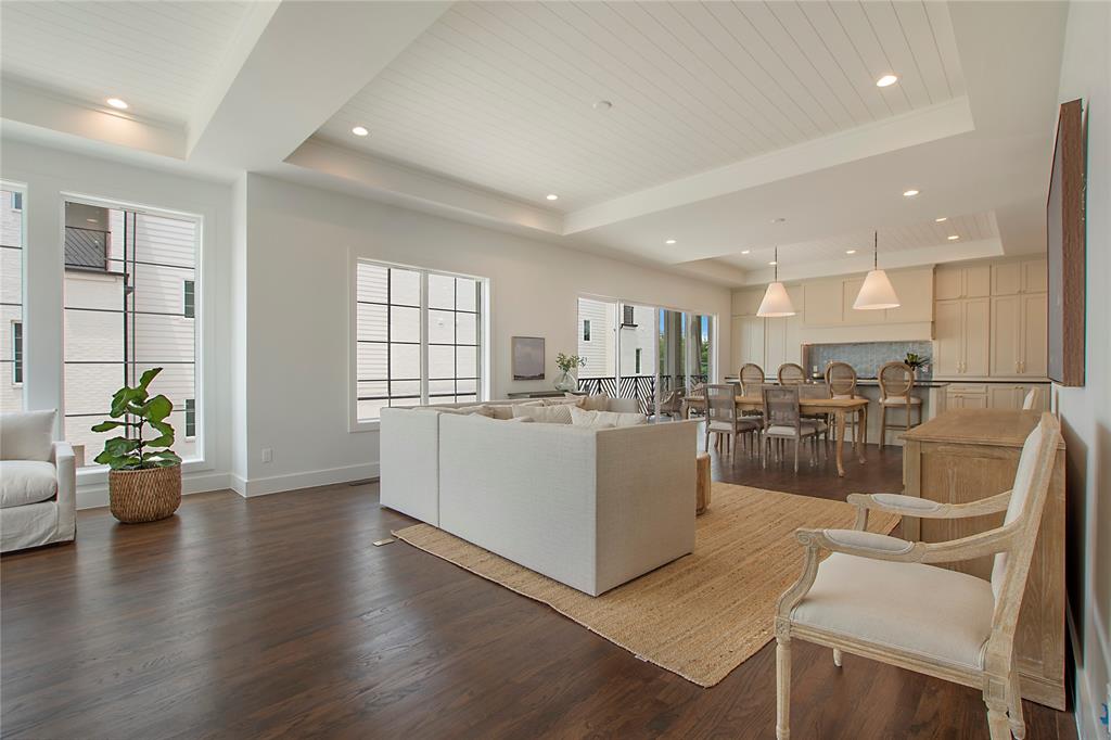 1031 Mobile Street Dallas, TX 75208 - Photo 11 of 28 a living room with furniture and wooden floor