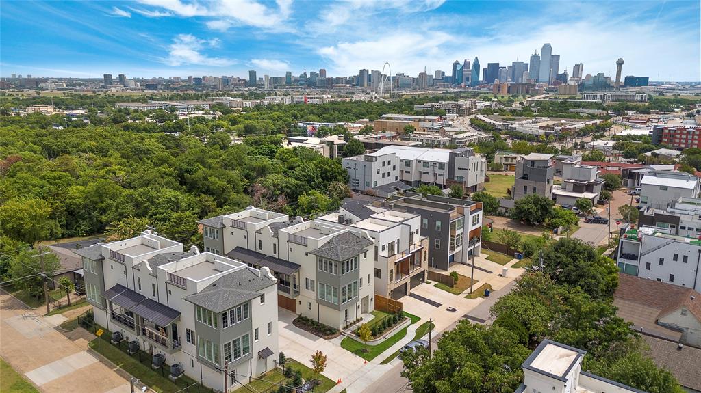 1031 Mobile Street Dallas, TX 75208 - Photo 25 of 28 a view of a city that has tall buildings