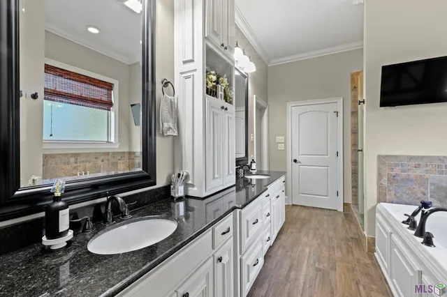 $646,000 | 42301 Devall Road, Prairieville, LA 70769