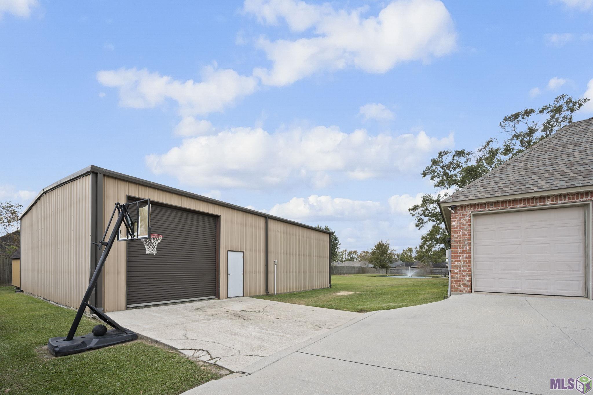 42301 Devall Road Prairieville, LA 70769 - Photo 15 of 17