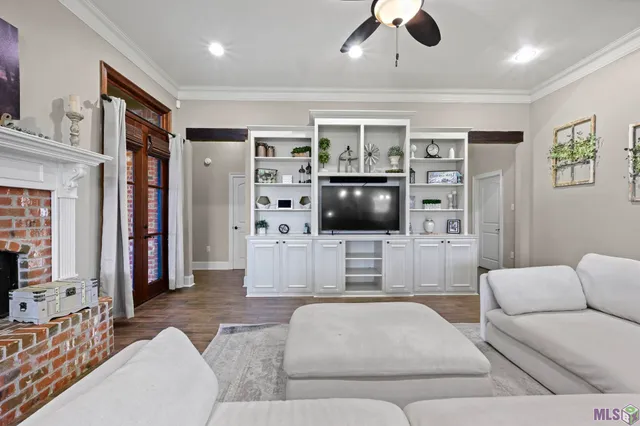 $646,000 | 42301 Devall Road, Prairieville, LA 70769