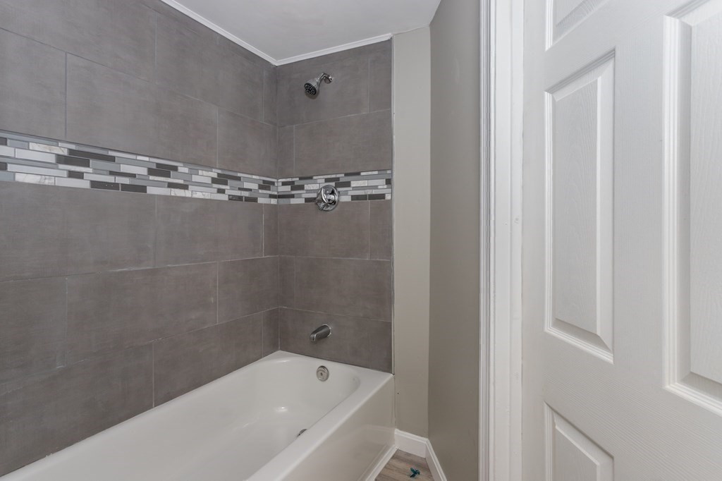 124 Dixon Road Brockton, MA 02302 - Photo 15 of 22