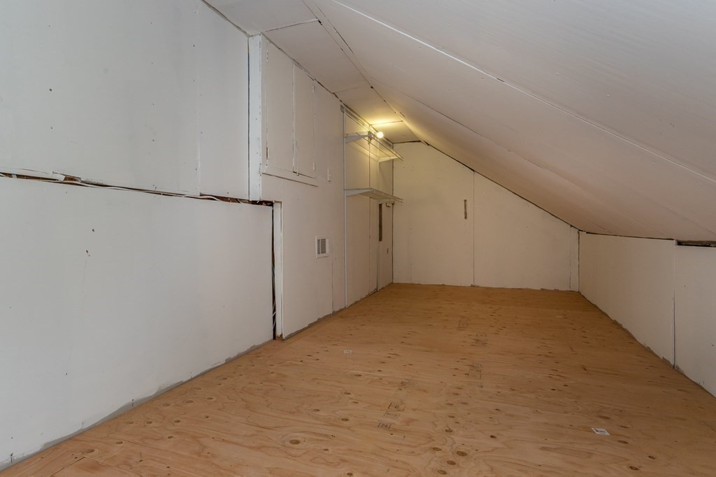 124 Dixon Road Brockton, MA 02302 - Photo 20 of 22