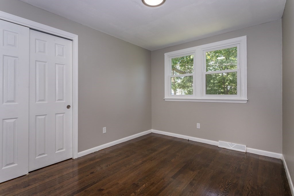 124 Dixon Road Brockton, MA 02302 - Photo 10 of 22