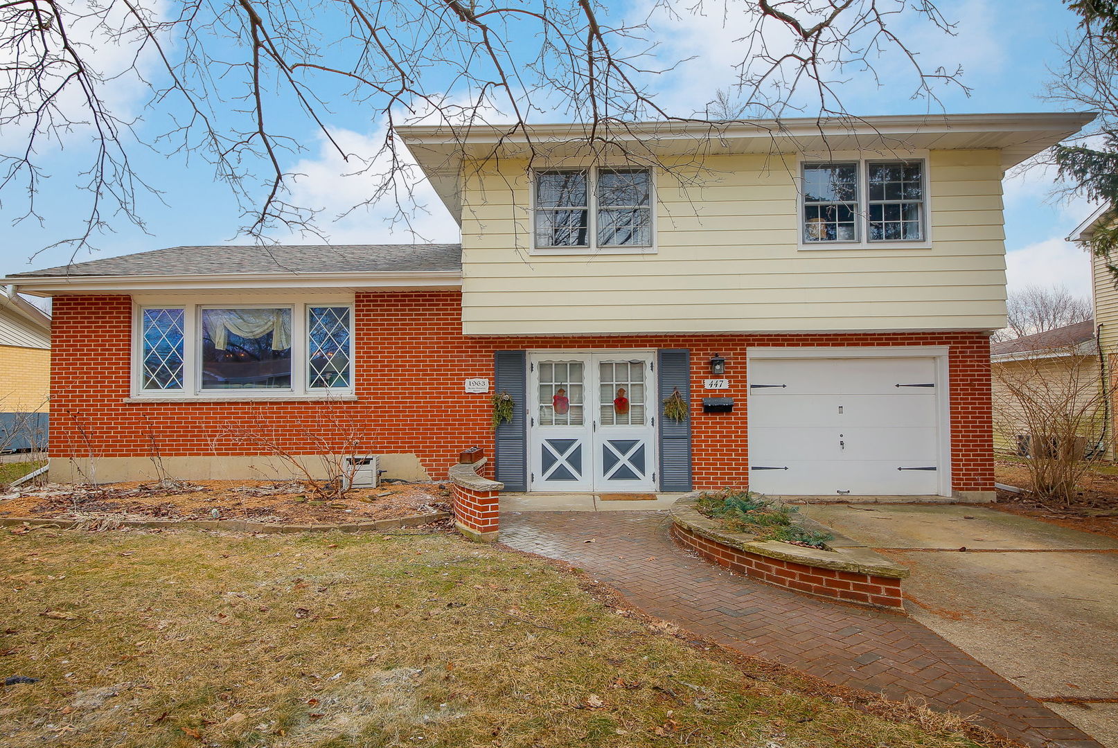 447 Tennyson Road Bartlett, IL 60103 - Photo 2 of 28