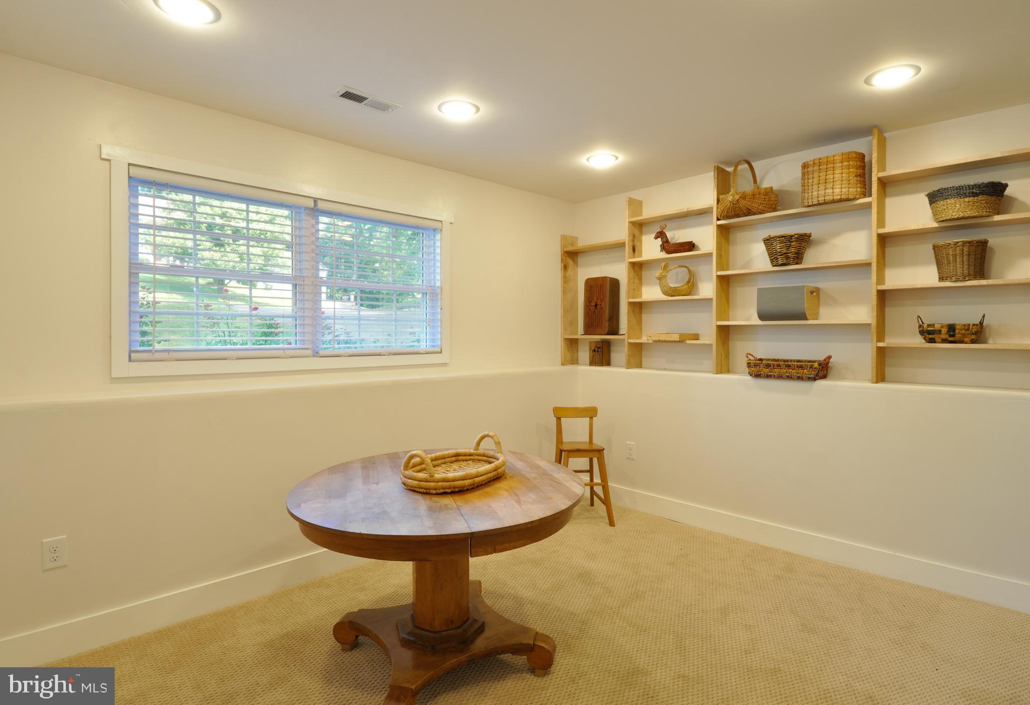 8504 Passapatanzy Road King George, VA 22485 - Photo 28 of 38 More built-ins!