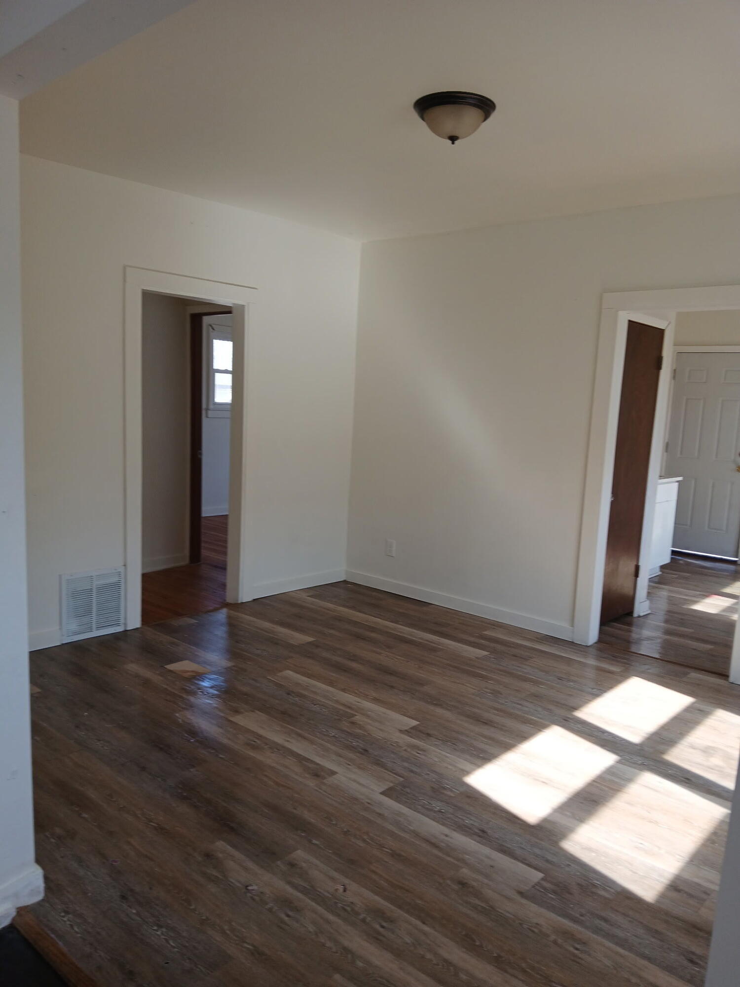 5366 North 36th Street, Unit 5368 Milwaukee, WI 53209 - Photo 12 of 14 Upper unit