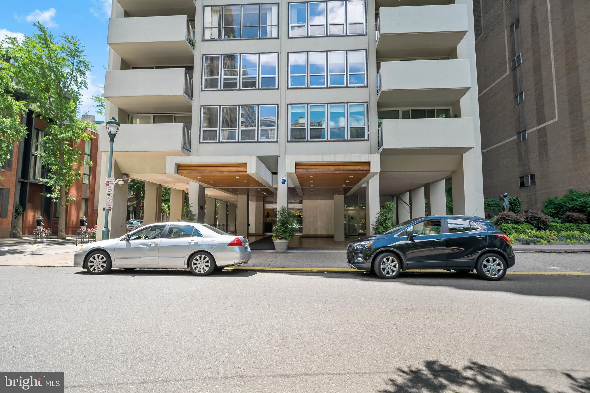 224-30 West Rittenhouse Square, Unit 715B Philadelphia, PA 19103 - Photo 12 of 14