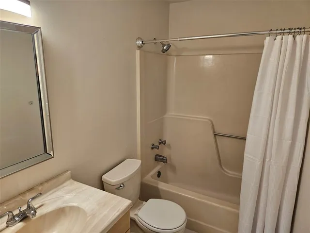 $2,890 | 4729 Northwest 4th Terrace, Deerfield Beach, FL 33064